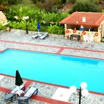 Hotel apartamentowy Jovanna In The Nature With Pool! 3*
