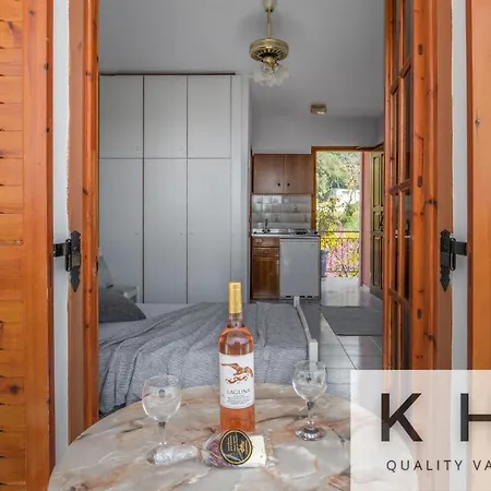 Jovanna In The Nature With Pool! 3* Mousata