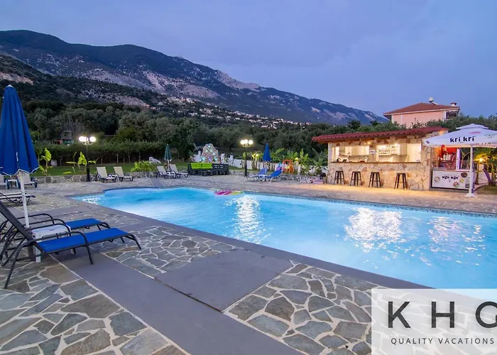 Jovanna In The Nature With Pool! Apartahotel Mousata