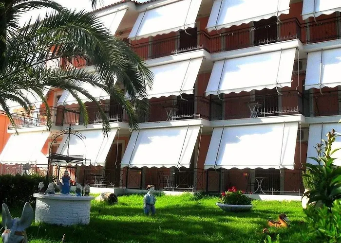 Jovanna In The Nature With Pool! Apartahotel 3*