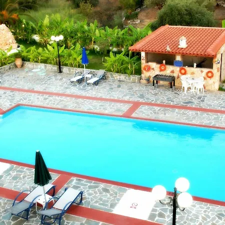Aparthotel Jovanna In The Nature With Pool! 3*