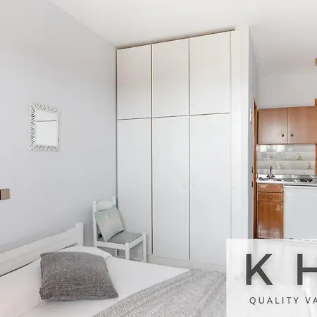 Jovanna In The Nature With Pool!